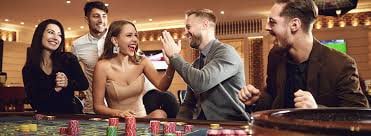 qr 633 Live Casino